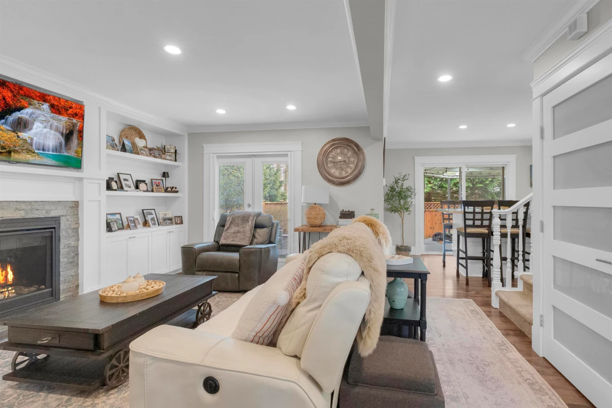 Family Room Photo of 8168 132a Street, Surrey, BC