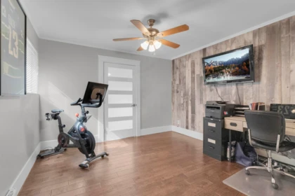 Walk-In Closet Photo of 8168 132a Street, Surrey, BC