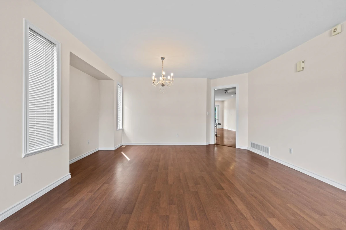 Dining Area Photo of 15488 108a Avenue, Surrey, BC