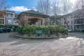 204 19528 Fraser Highway, Surrey, BC