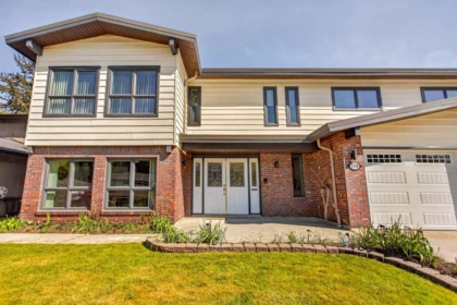 1558 Glen Abbey Drive, Burnaby, BC, Simon Fraser Univer. — 4 bed single family residence for sale