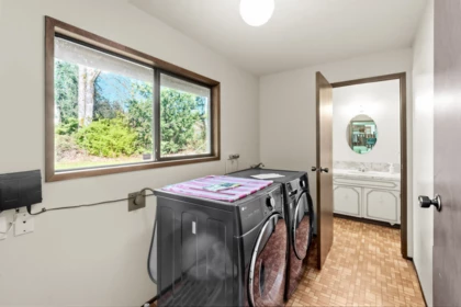 Breakfast Nook Photo of 2117 180 Street, Surrey, BC