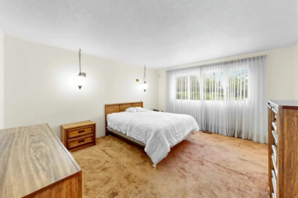Walk-In Closet Photo of 2117 180 Street, Surrey, BC