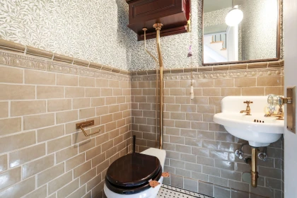 Powder Room Photo of 4291 W 9th Avenue, Vancouver, BC