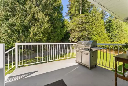 Backyard Photo of 905 Eden Crescent, Tsawwassen, BC