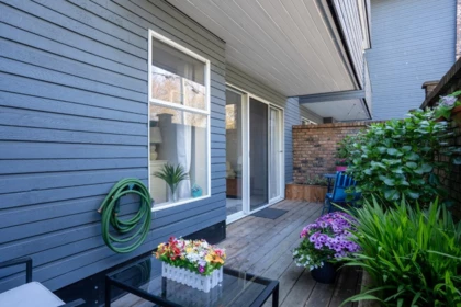 Basement Recreation Room Photo of 109 3875 W 4th Avenue, Vancouver, BC