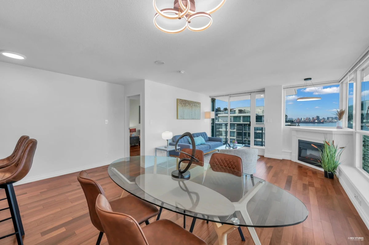 Family Room Photo of 1206 188 E Esplanade, North Vancouver, BC