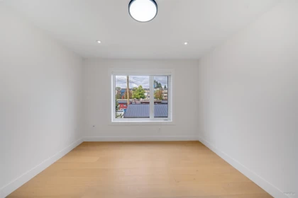 Basement Recreation Room Photo of 2 4463 Walden Street, Vancouver, BC