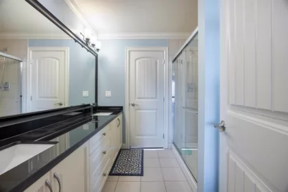Hallway Photo of 1059 Cornell Avenue, Coquitlam, BC