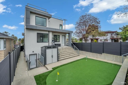 Street View Photo of 2796 E 4th Avenue, Vancouver, BC