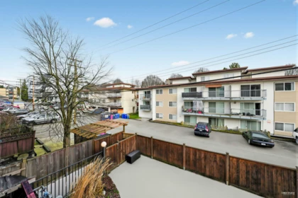 Hallway Photo of 201 8680 Fremlin Street, Vancouver, BC