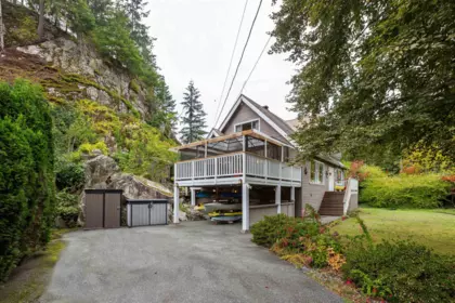 5607 Eagle Harbour Road, West Vancouver, BC, West Vancouver — Single Family Residence for sale