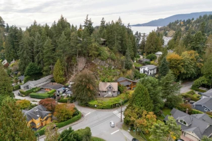 Fitness Center Photo Near 5607 Eagle Harbour Road, West Vancouver, BC