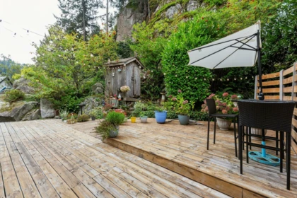 Staircase Photo of 5607 Eagle Harbour Road, West Vancouver, BC