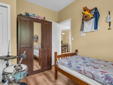 Mudroom Photo of 5323 Dumfries Street, Vancouver, BC