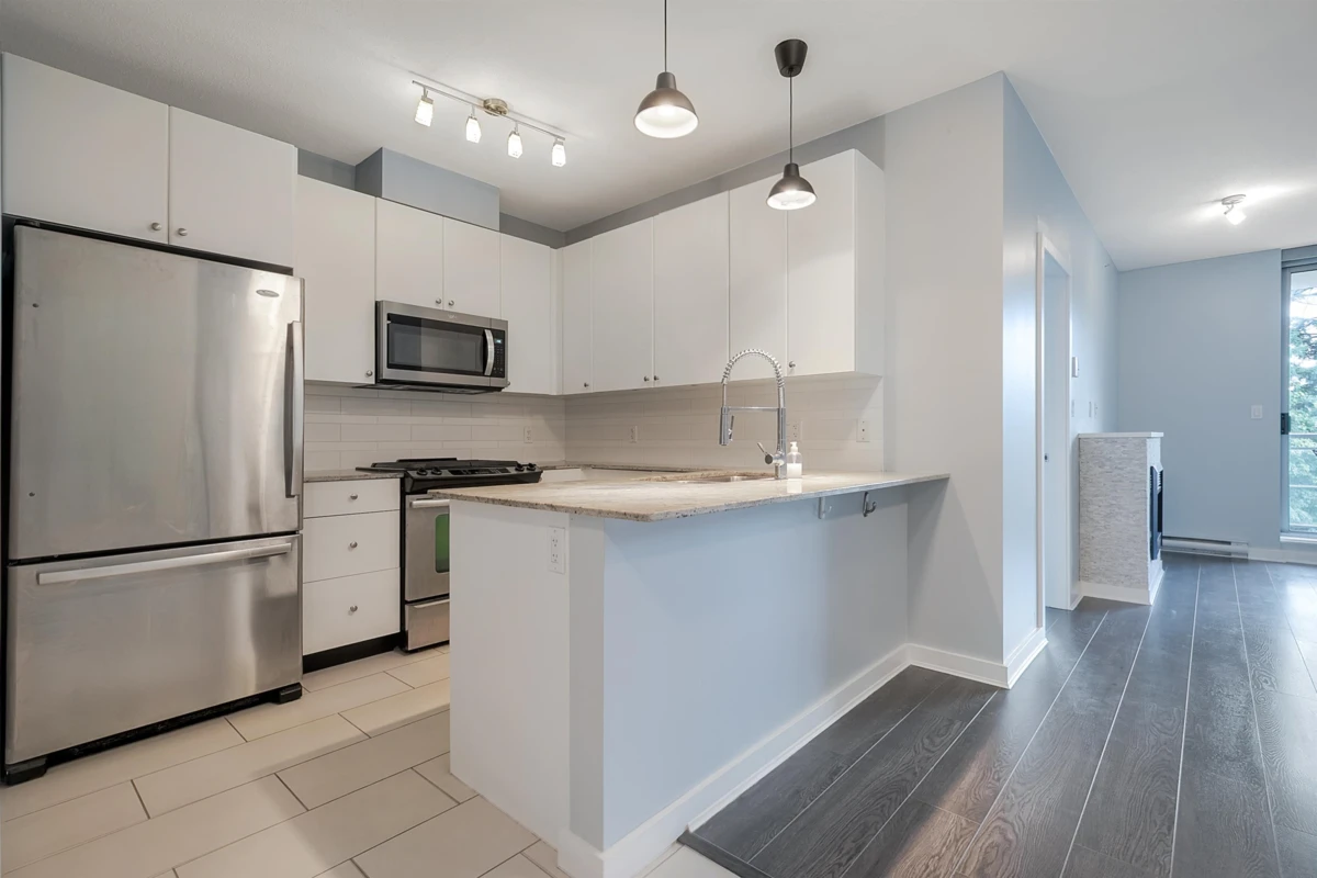 Family Room Photo of 1007 280 Ross Drive, New Westminster, BC