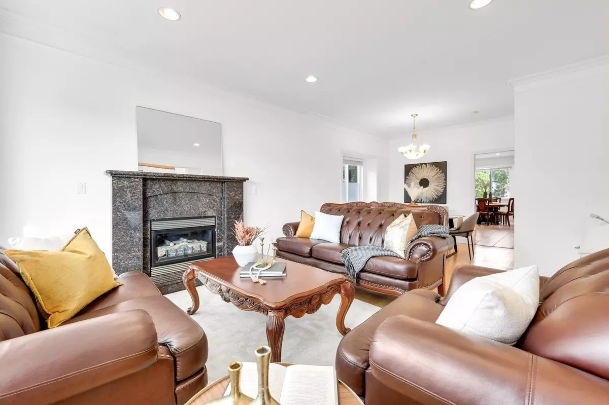 Dining Area Photo of 6591 Winch Street, Burnaby, BC