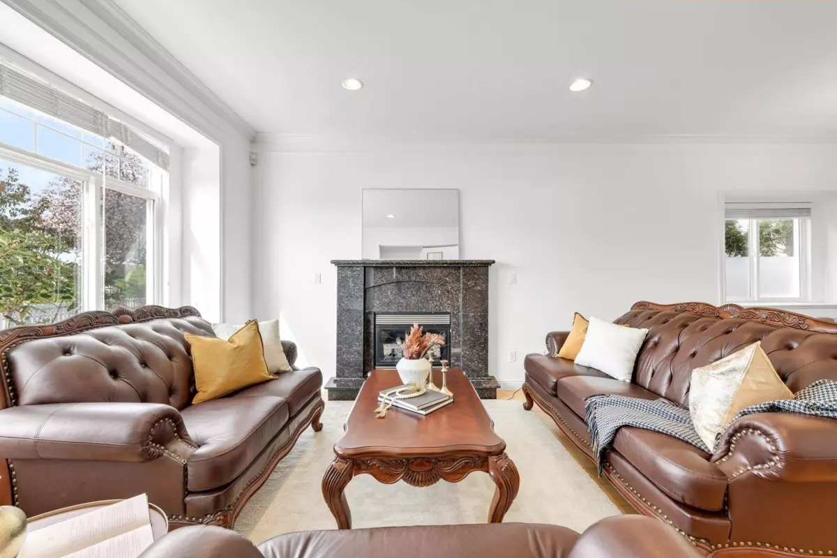 Family Room Photo of 6591 Winch Street, Burnaby, BC