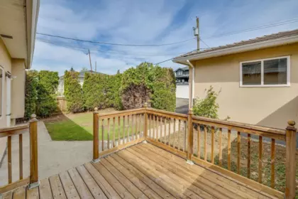 Hot Tub / Spa Photo of 6591 Winch Street, Burnaby, BC
