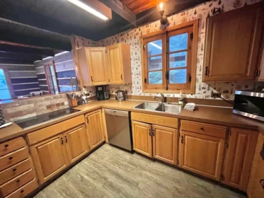 Kitchen Photo of 20760 Mount Klaudt Road, Mission, BC