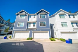 26 9762 182a Street, Surrey, BC