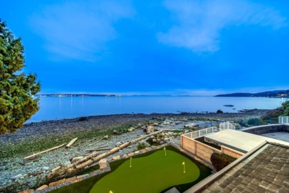 Basement Recreation Room Photo of 2878 Bellevue Avenue, West Vancouver, BC
