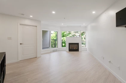 Walk-In Closet Photo of 311 2401 Hawthorne Avenue, Port Coquitlam, BC