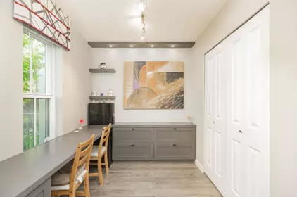Breakfast Nook Photo of 2 10735 84 Avenue, Delta, BC