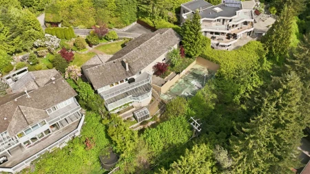 Aerial View of 606 Hawstead Place, West Vancouver, BC