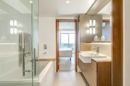 Guest Bathroom Photo of 3904 13495 Central Avenue, Surrey, BC