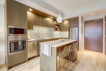 Kitchen Photo of 3904 13495 Central Avenue, Surrey, BC
