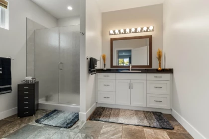 Powder Room Photo of 6522 Reid Road, Chilliwack, BC
