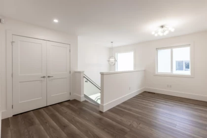 Entry Foyer Photo of 63711 Rosewood Avenue, Hope, BC