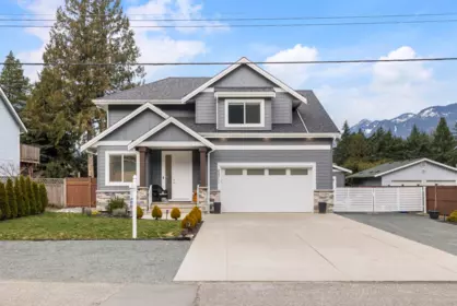 63711 Rosewood Avenue, Hope, BC, Hope — Single Family Residence for sale