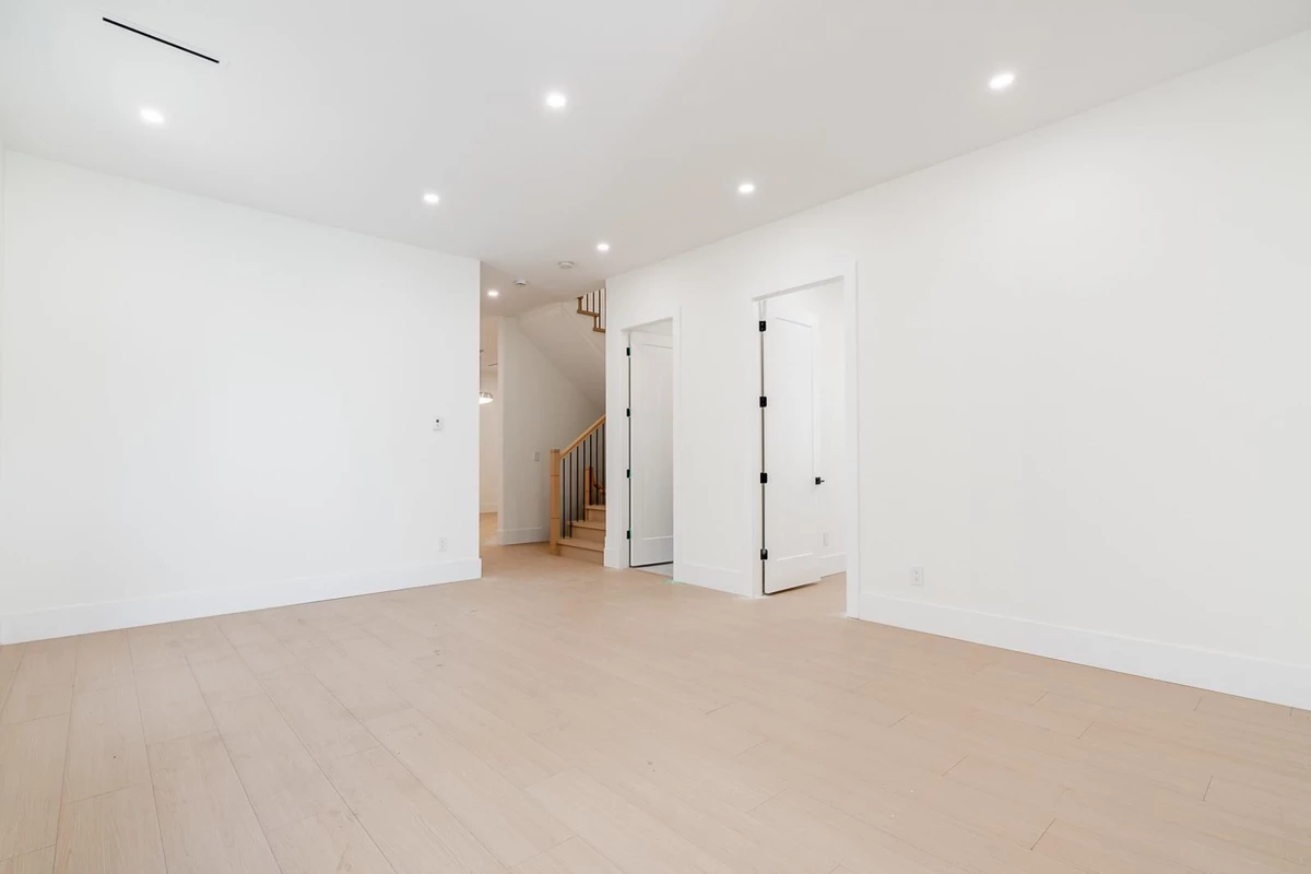 Family Room Photo of 11551 80 Avenue, Delta, BC