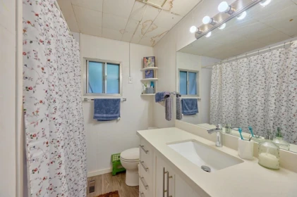 Basement Recreation Room Photo of 2213 Crystal Court, Abbotsford, BC