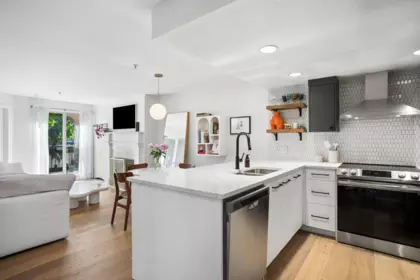 Pantry Photo of 15 3036 W 4th Avenue, Vancouver, BC