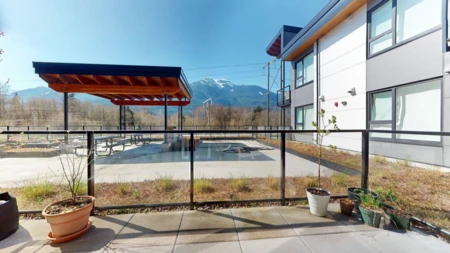 Kitchen Photo of 213 1870 Dowad Drive, Squamish, BC