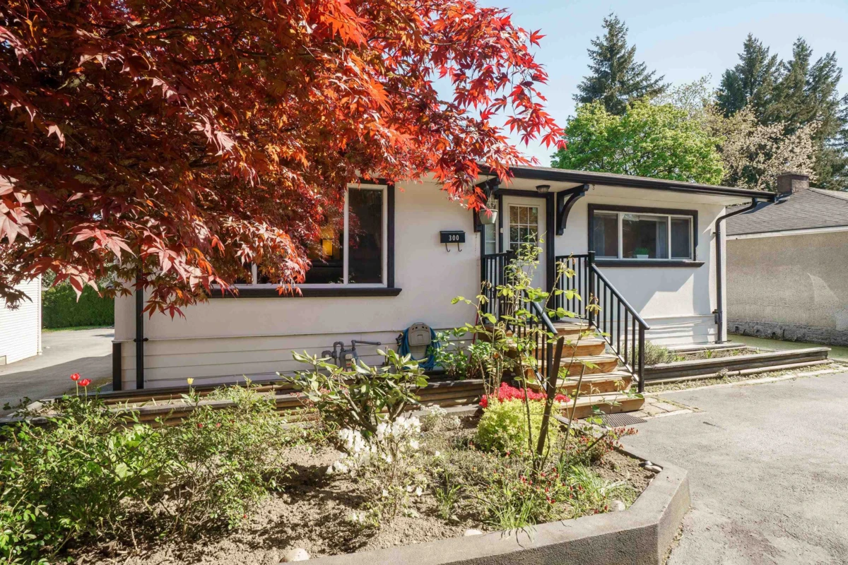 Exterior Rear Photo of 300 Tenth Avenue, New Westminster, BC