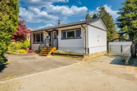 300 Tenth Avenue, New Westminster, BC