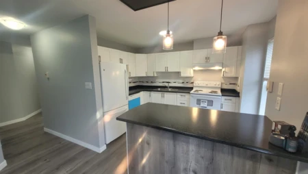 Breakfast Nook Photo of 106 15130 108 Avenue, Surrey, BC