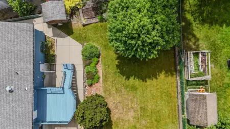 Fitness Center Photo Near 1626 Oughton Drive, Port Coquitlam, BC