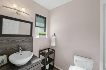Primary Bathroom Photo of 7305 Coronado Drive, Burnaby, BC