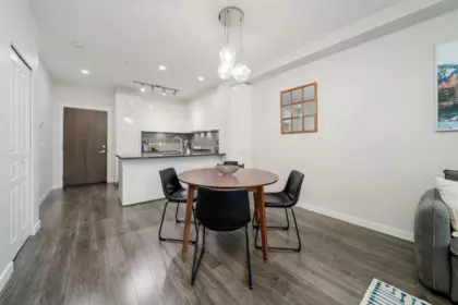 Kitchen Island Photo of 218 9399 Alexandra Road, Richmond, BC