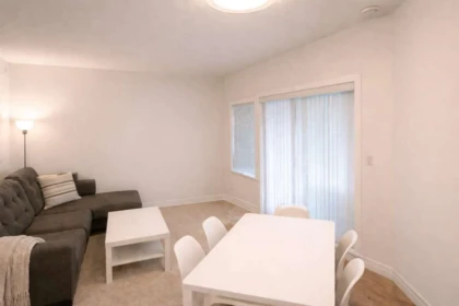 405 5889 Irmin Street, Burnaby, BC, Burnaby — Apartment/Condo for sale
