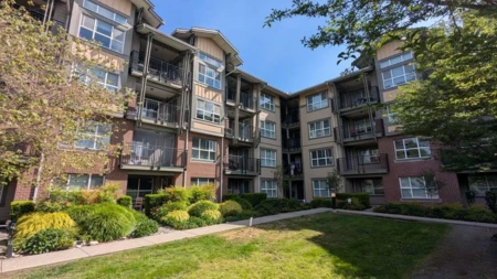 Primary Bedroom Photo of 405 5889 Irmin Street, Burnaby, BC