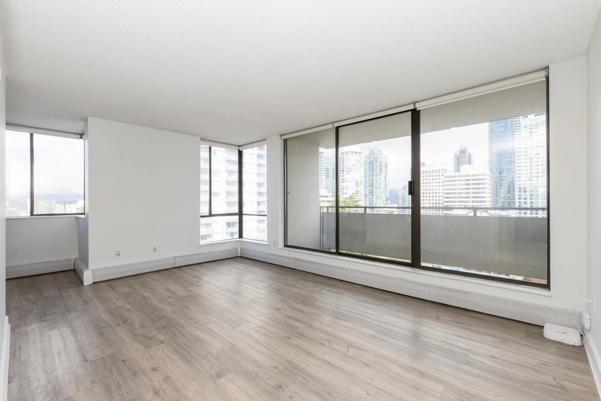 Family Room Photo of 904 1127 Barclay Street, Vancouver, BC