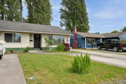 5120 59a Street, Delta, BC, Delta — Half Duplex for sale
