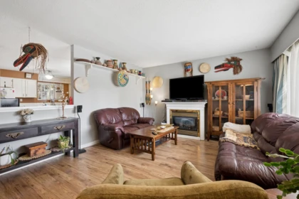 5120 59a Street, Delta, BC, Delta — Half Duplex for sale