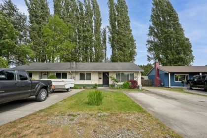 5120 59a Street, Delta, BC, Delta — Half Duplex for sale